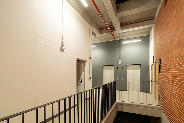 Minimalist Loft La Candelaria